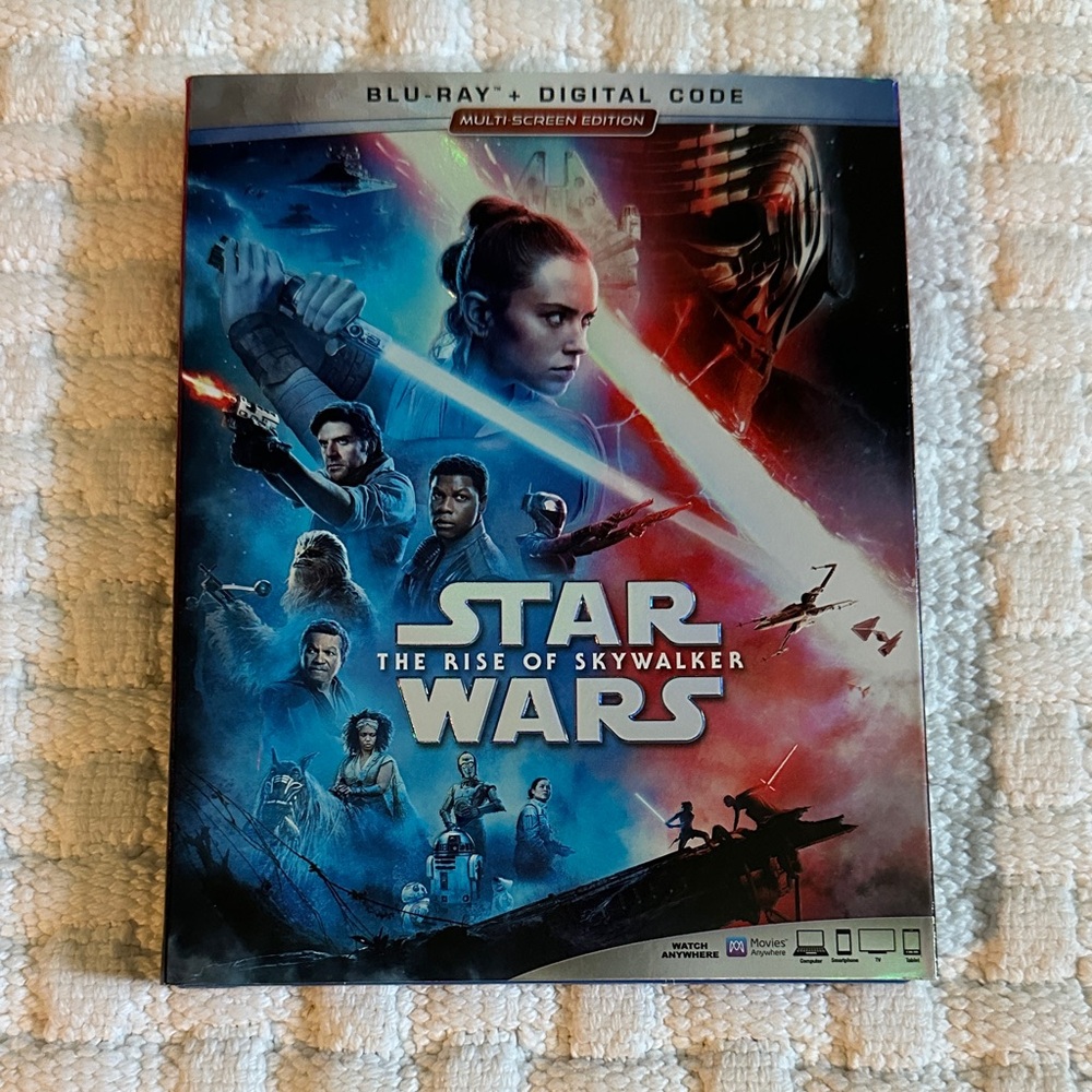 Star Wars Episode IX: The Rise of Skywalker Blu-ray + Bonus Features